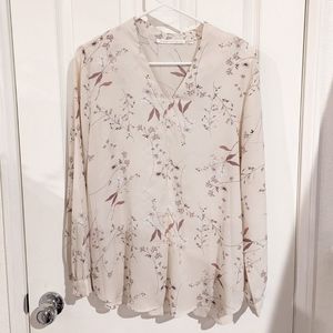 White floral blouse size M